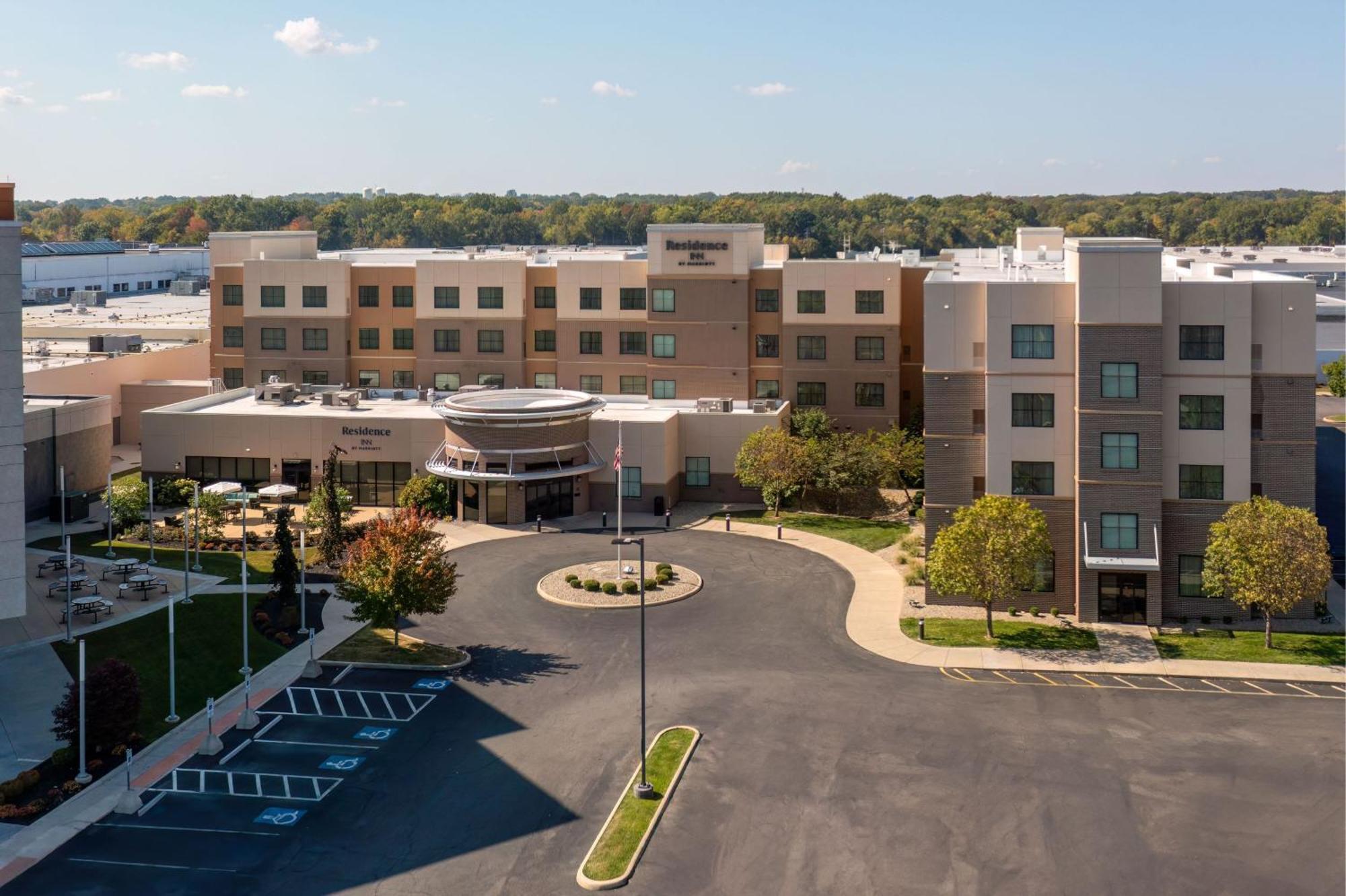 Residence Inn By Marriott Youngstown Warren/Niles Экстерьер фото
